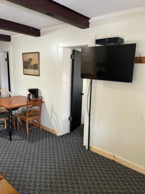brookside motor inn - image 11