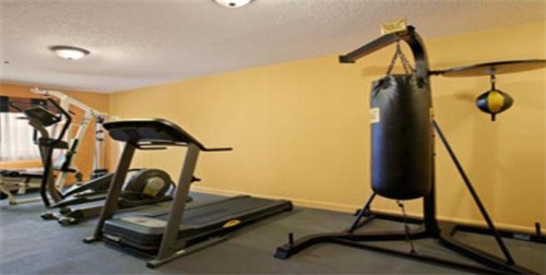Royalton Inn & Suites Upper Sandusky - image 11