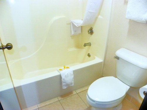 Royalton Inn & Suites Upper Sandusky - image 26