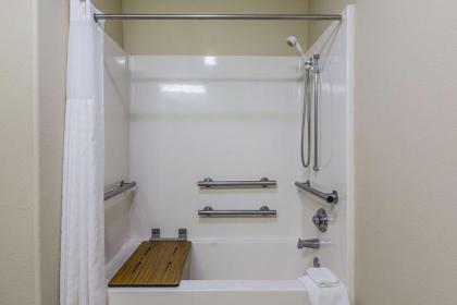 Motel 6-Abbeville LA - image 18