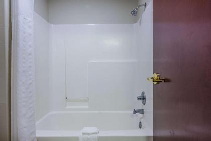 Motel 6-Abbeville LA - image 21
