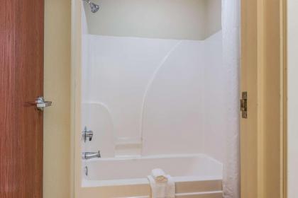 Motel 6-Abbeville LA - image 23