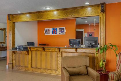 Motel 6-Abbeville LA - image 6