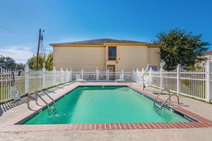 Motel 6-Abbeville LA - image 8