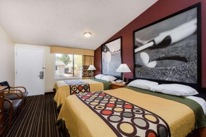 Super 8 by Wyndham Aberdeen Southern Pines - image 11