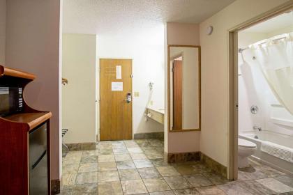 Quality Inn Aberdeen - image 8
