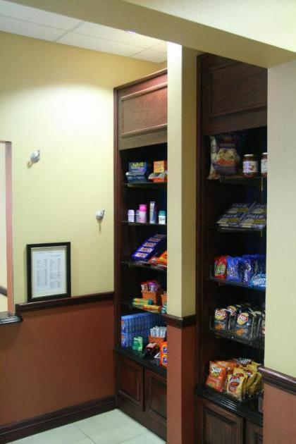 Hampton Inn & Suites Abilene I-20 - image 12