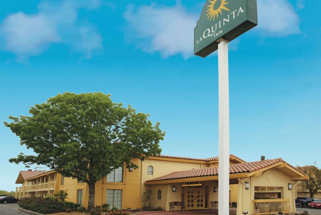 La Quinta Inn by Wyndham Abilene - main image