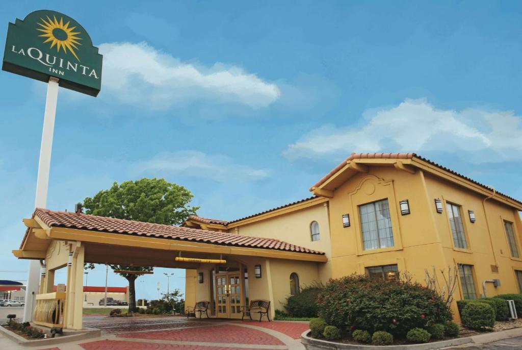 La Quinta Inn by Wyndham Abilene - image 6
