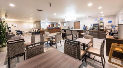 Best Western Abilene Inn and Suites - image 3