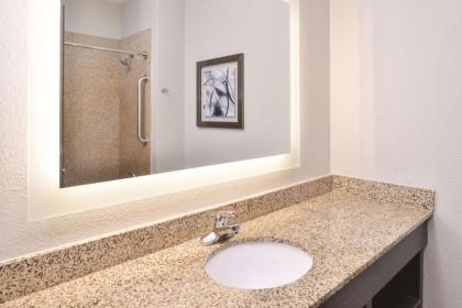 La Quinta by Wyndham Abilene Mall - image 3