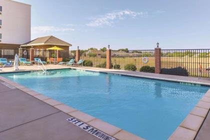 La Quinta by Wyndham Abilene Mall - image 7