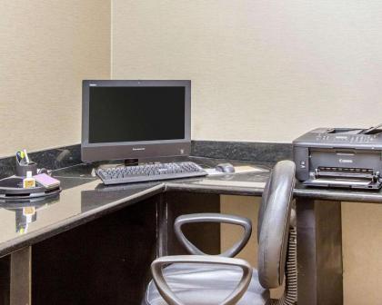 Comfort Suites Abilene - image 12