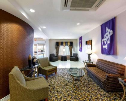 Comfort Suites University Abilene - image 12