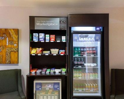 Comfort Suites University Abilene - image 3