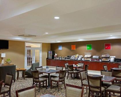 Comfort Suites University Abilene - image 9