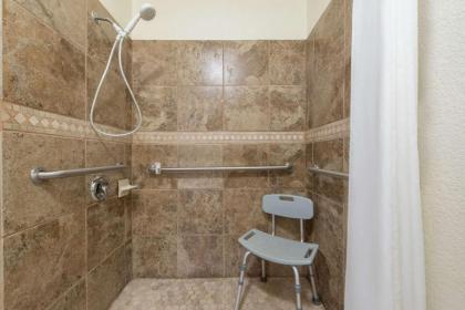 Super 8 by Wyndham Abilene South - image 15