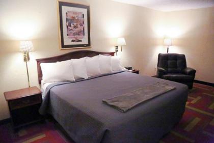 The Inn and Suites at 34 Fifty - image 10