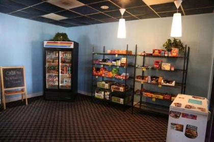 The Inn and Suites at 34 Fifty - image 15
