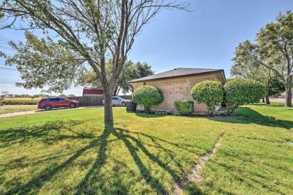 Abilene Home with BBQ and Pvt Yard 1 Mi to ACU! - image 4