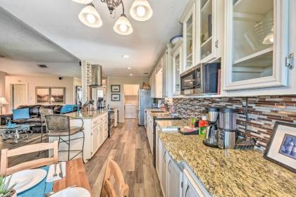 Abilene Home with BBQ and Pvt Yard 1 Mi to ACU! - image 8