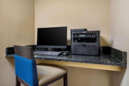 Comfort Inn - image 21