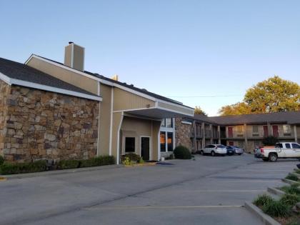 Raintree Inn - image 2