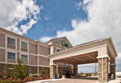 Holiday Inn Express Hotel And Suites Ada