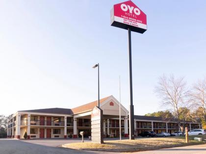 OYO Hotel Adairsville Hwy 140 - image 9