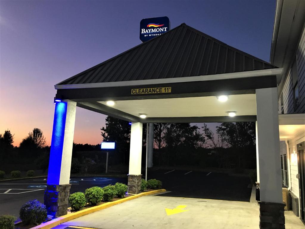 Baymont by Wyndham Adairsville - main image
