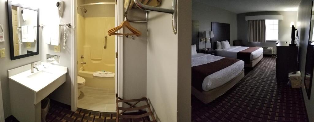 Adams Inn and Suites - image 5