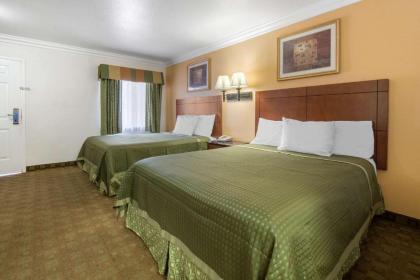 Rodeway Inn Adelanto US 395 - image 10