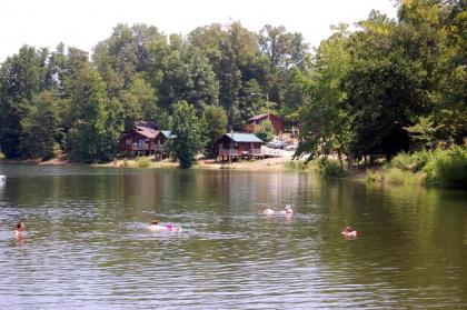 Forest Lake Camping Resort Lakefront Cabin 8 - image 2