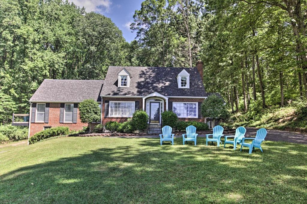 Family Home with Yard and Patio 1Mi to Vineyards! - main image