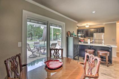 Updated Grand Lake Cottage with Patio and Pool Access! - image 13
