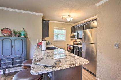 Updated Grand Lake Cottage with Patio and Pool Access! - image 14