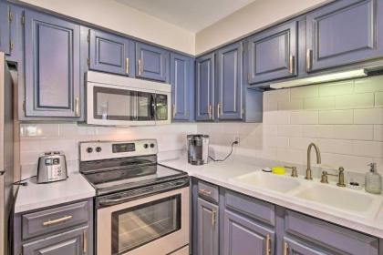 Modern Condo at Shangri La Golf Boat Fish! - image 15