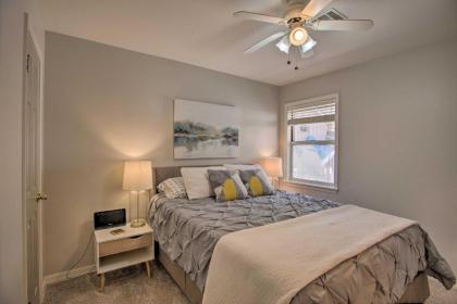 Idyllic Family Getaway with Grand Lake Access! - image 13
