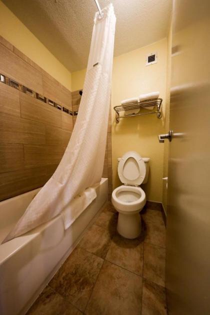 Copley Inn & Suites Copley - Akron - image 13