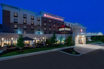 Hilton Garden Inn Akron - image 2