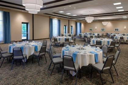 Hilton Garden Inn Akron - image 3