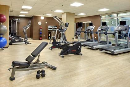 Courtyard by Marriott Akron Downtown - image 12