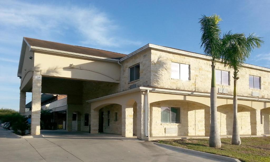 La Copa Inn Alamo - main image