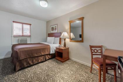 Valley Motel - image 10
