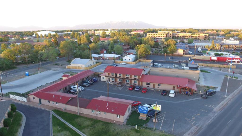 Valley Motel - image 2