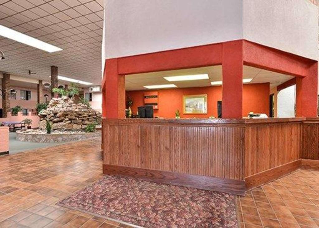 Rodeway Inn Alamosa - main image