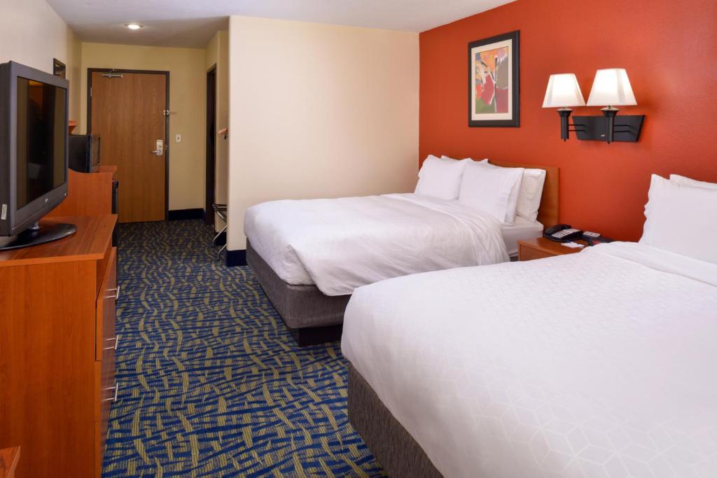 Holiday Inn Express Hotel & Suites Alamosa an IHG Hotel - image 7
