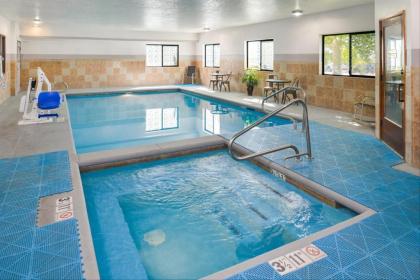 Holiday Inn Express Hotel & Suites Alamosa an IHG Hotel - image 8