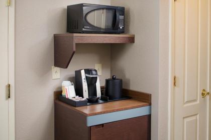 Hilton Garden Inn Albany - image 8