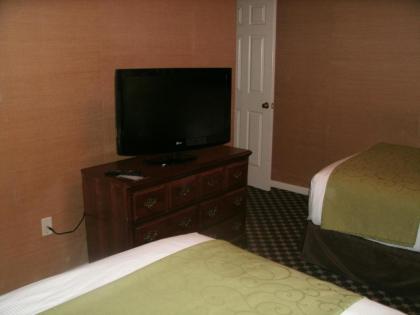 Merry Acres Inn - image 14